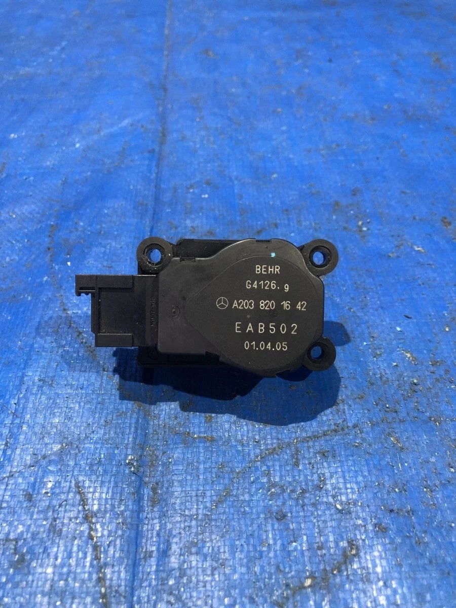 Электропривод заслонки отопителя Mercedes-Benz E-класс W211/S211 (2002—2006)