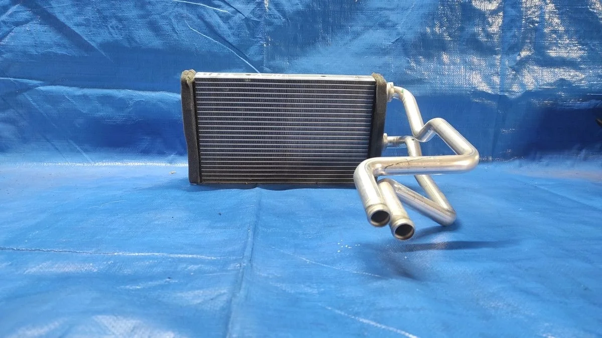 Радиатор отопителя (печки) Mitsubishi Outlander III рестайлинг 3 (2018—2025)