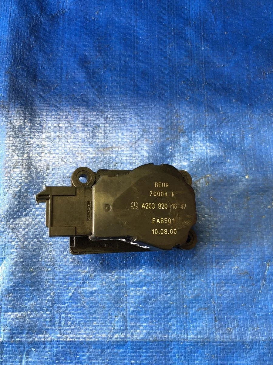 Электропривод заслонки отопителя Mercedes-Benz E-класс W211/S211 (2002—2006)