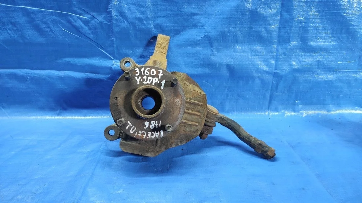 Кулак поворотный левый Chevrolet Lacetti I (2004—2013)