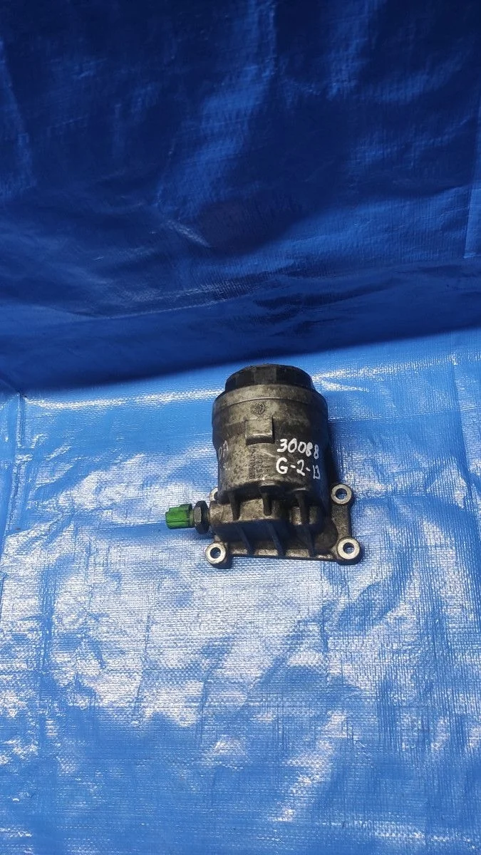 Корпус масляного фильтра Ford Mondeo III (2000—2003)