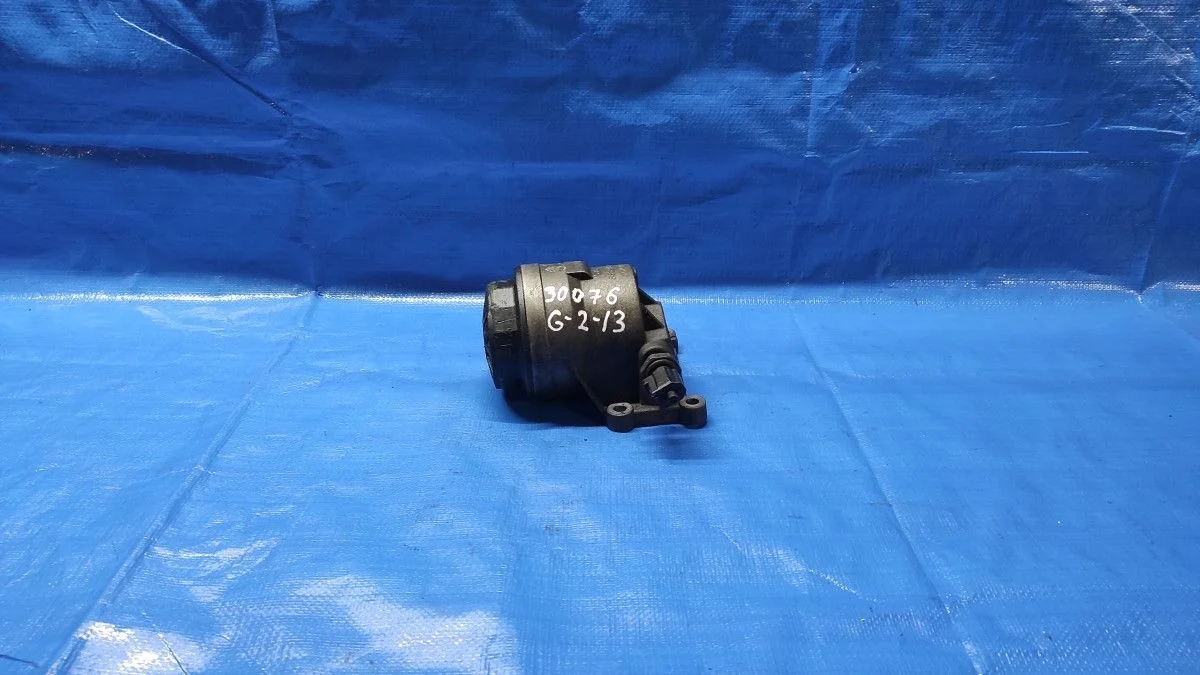 Корпус масляного фильтра Ford Mondeo III (2000—2003)