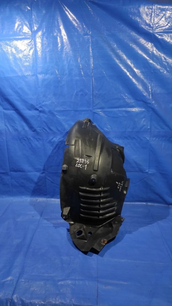 Подкрылок (локер) передний правый Mercedes-Benz E-класс W212/S212/C207/A207 (2009—2013)