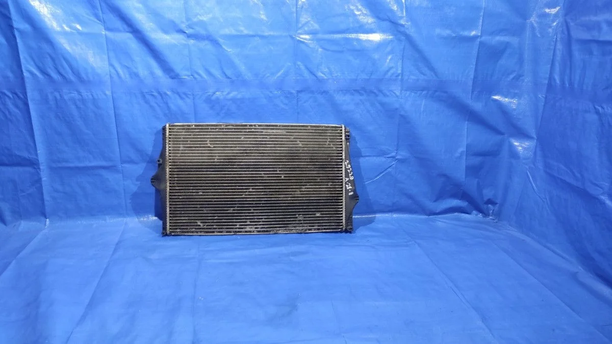 Интеркулер Volvo XC90 I (2002—2006)