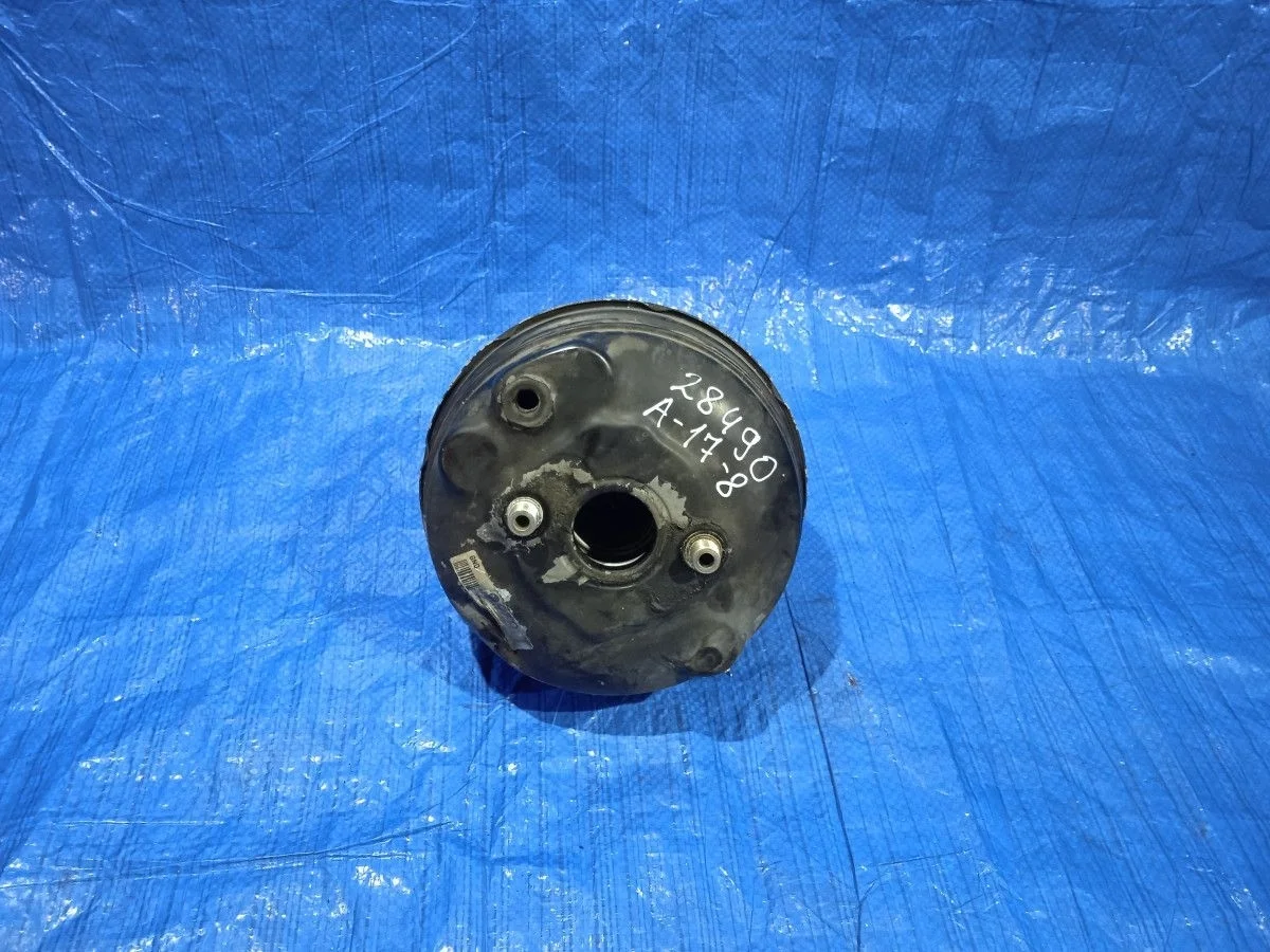 Вакуумный усилитель тормозов Audi A6 C5 (1997—2001)