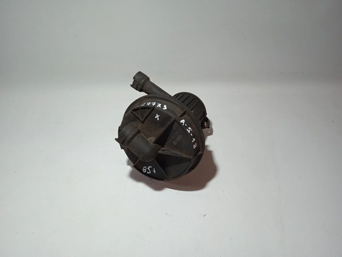 Насос продувки катализатора Volkswagen Passat B5 рестайлинг (2000—2005)