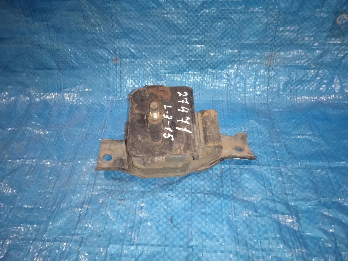 Опора ( подушка ) двигателя Subaru Forester SF (1997—2000)