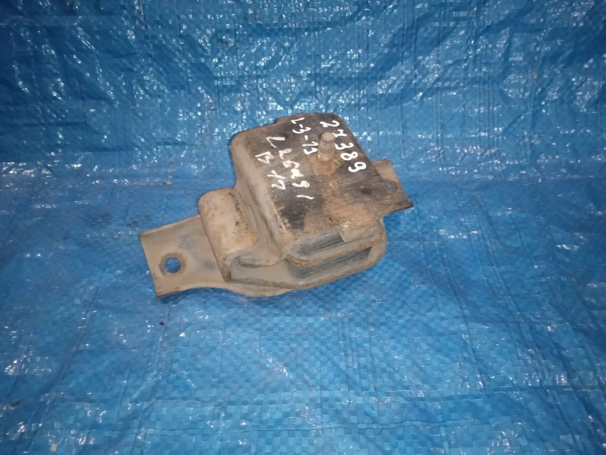 Опора ( подушка ) двигателя Subaru Legacy BE/BH/BT (1998—2004)