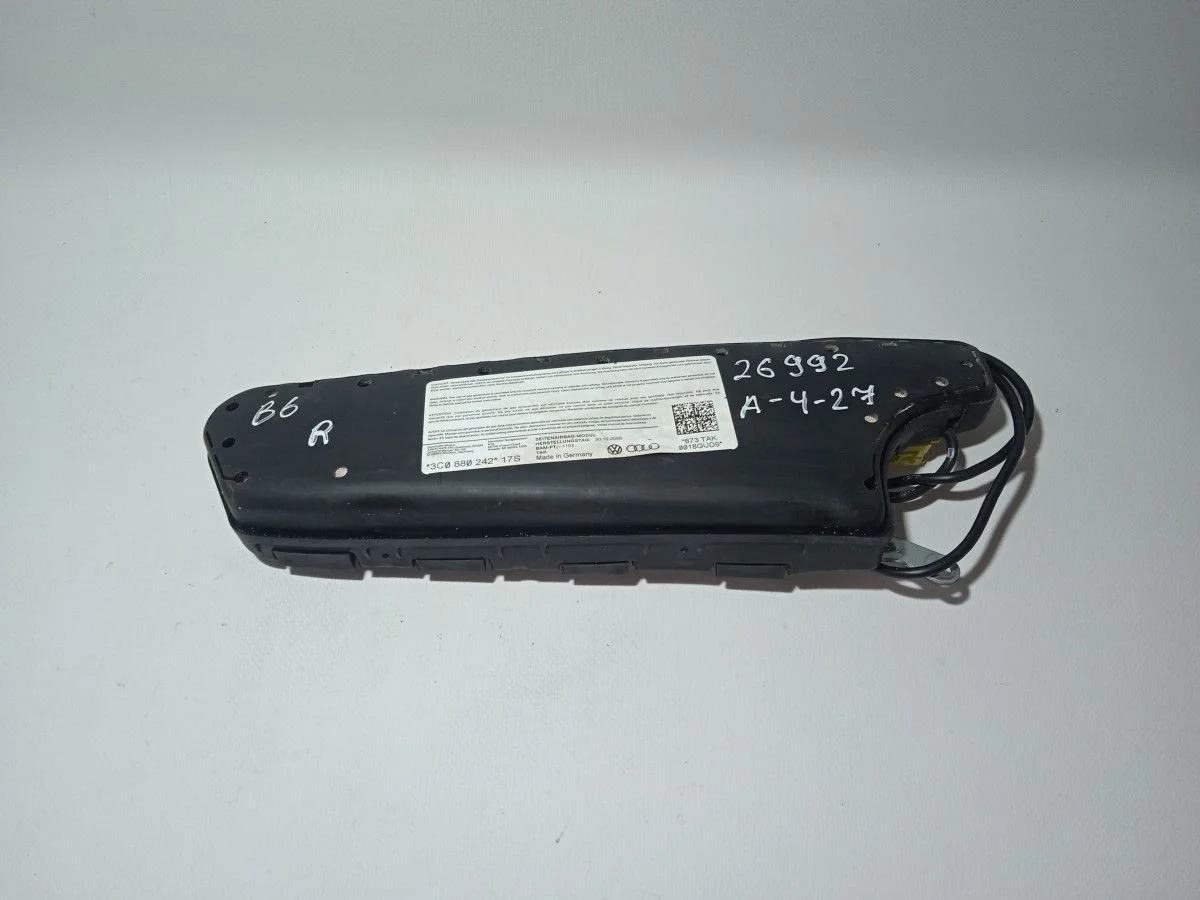 Подушка безопасности в сиденье Volkswagen Passat B6 (2005—2010)