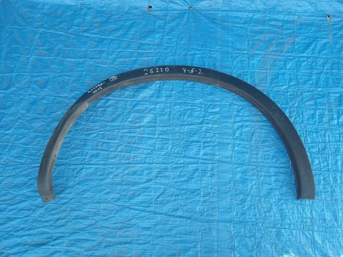 Накладка на крыло заднее правое Nissan Qashqai I (2006—2010)