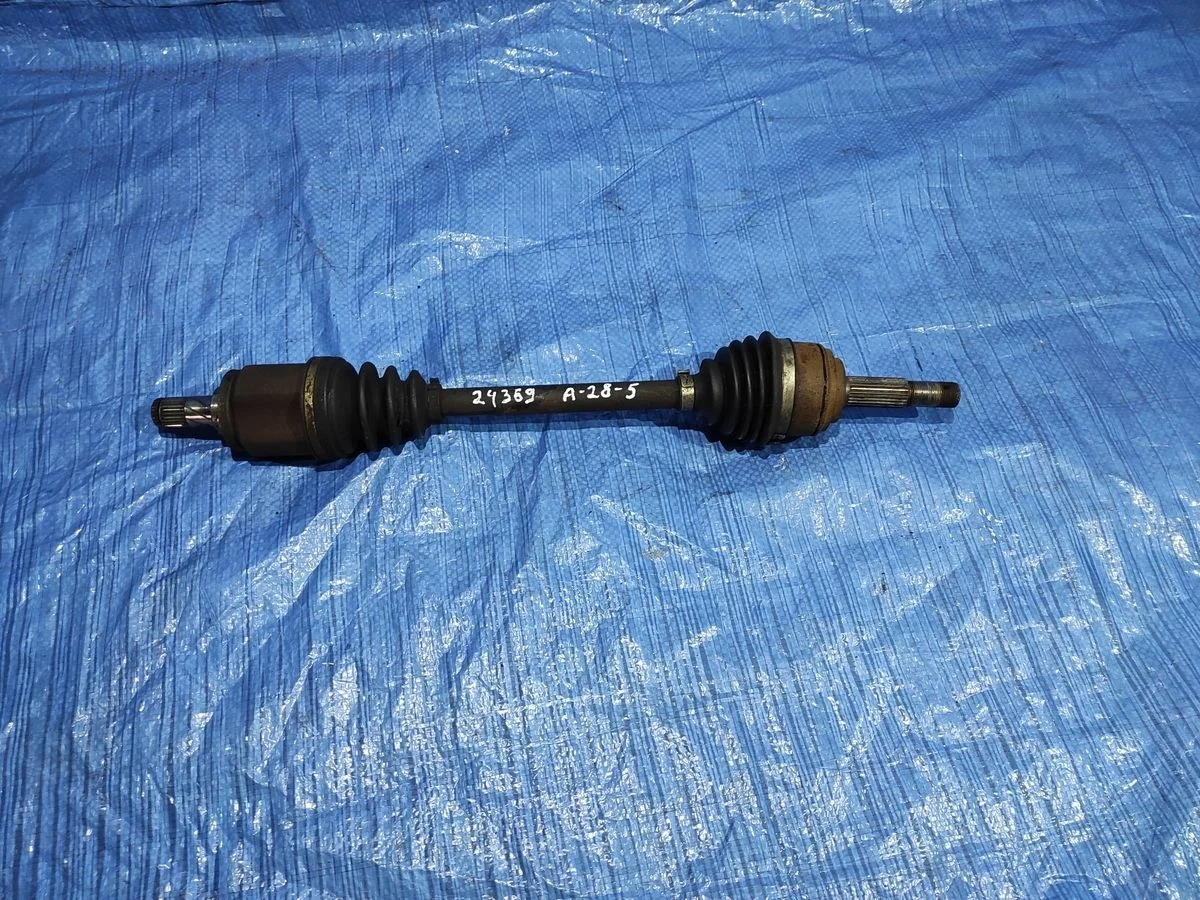 Полуось передняя левая (приводной вал,шрус) Nissan Almera N16 рестайлинг (2002—2006)