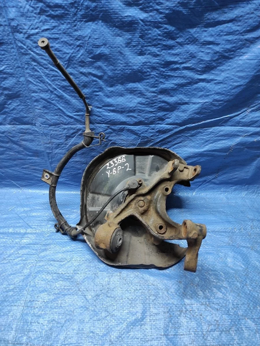 Кулак задний правый (цапфа) Audi A4 B6 (2000—2006)