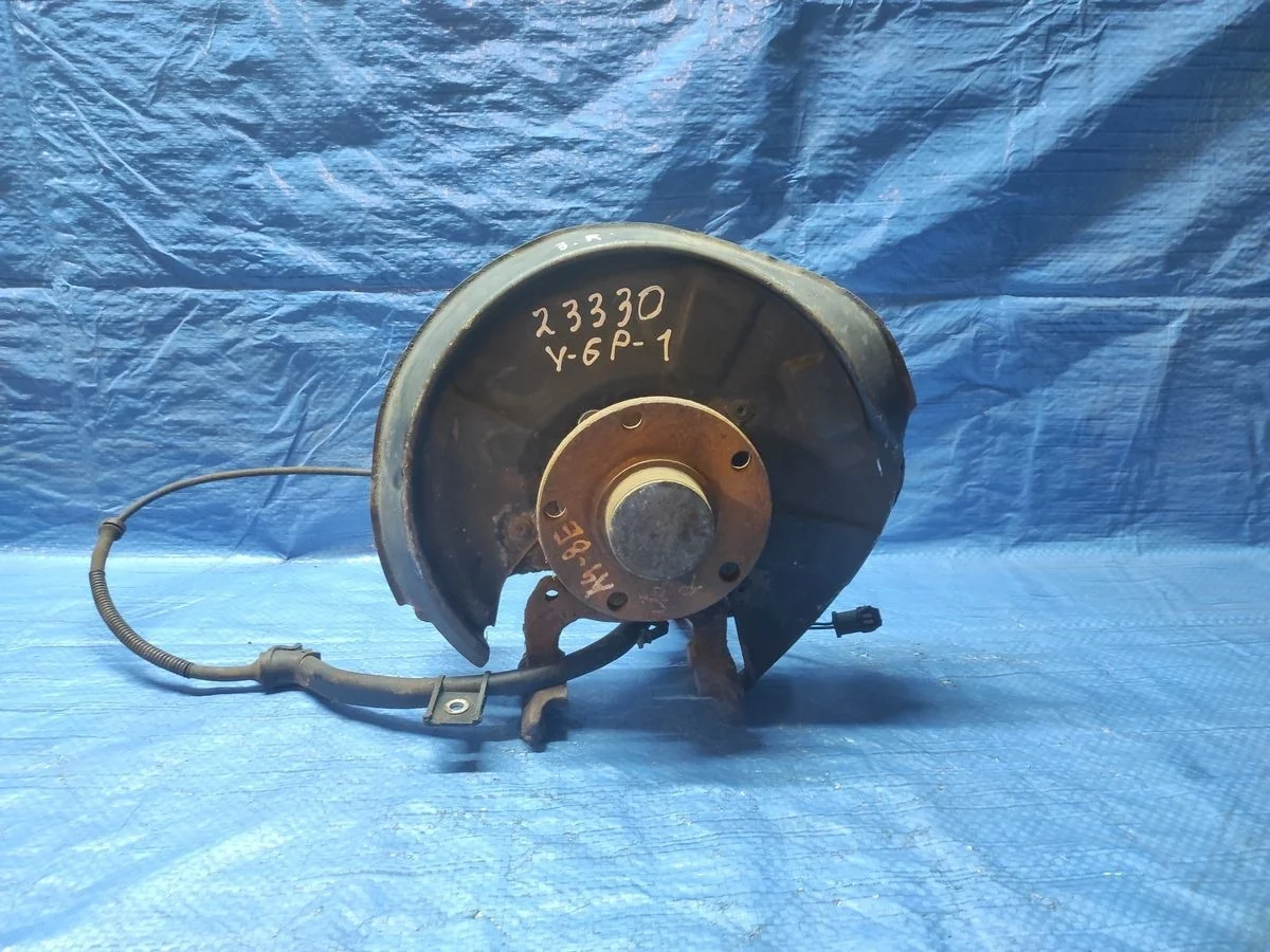 Кулак задний правый (цапфа) Audi A4 B6 (2000—2006)