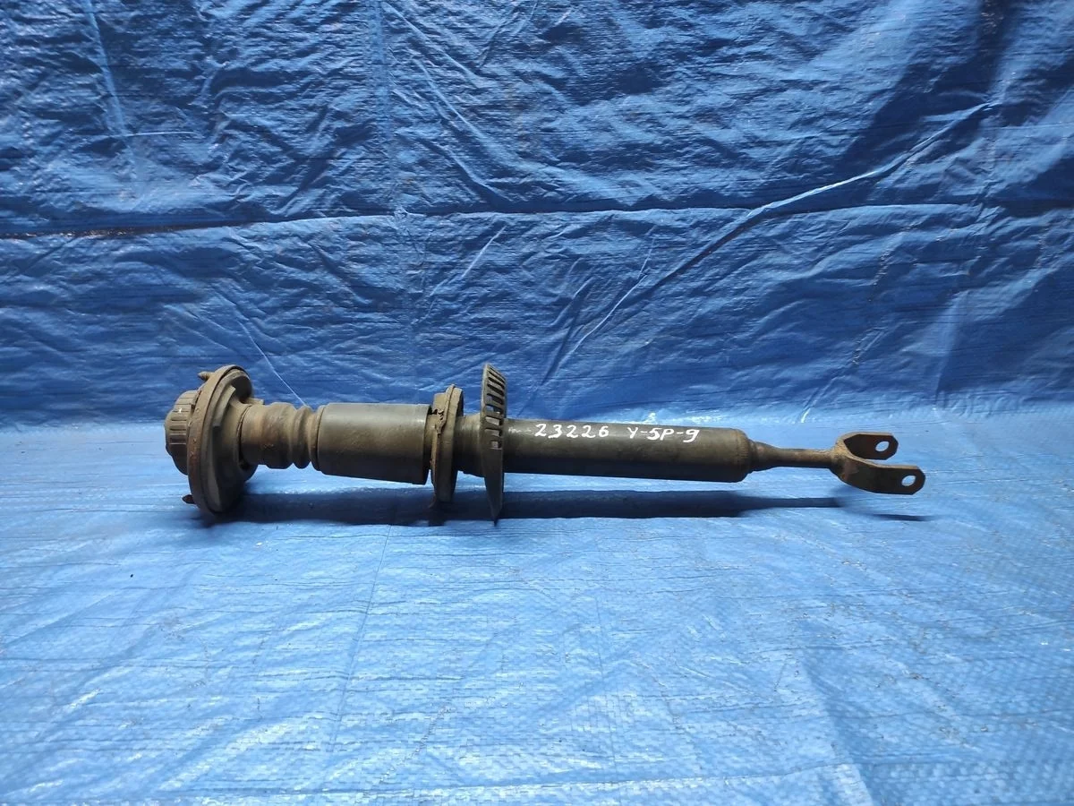 Амортизатор передний L=R Volkswagen Passat B5 (1996—2001)