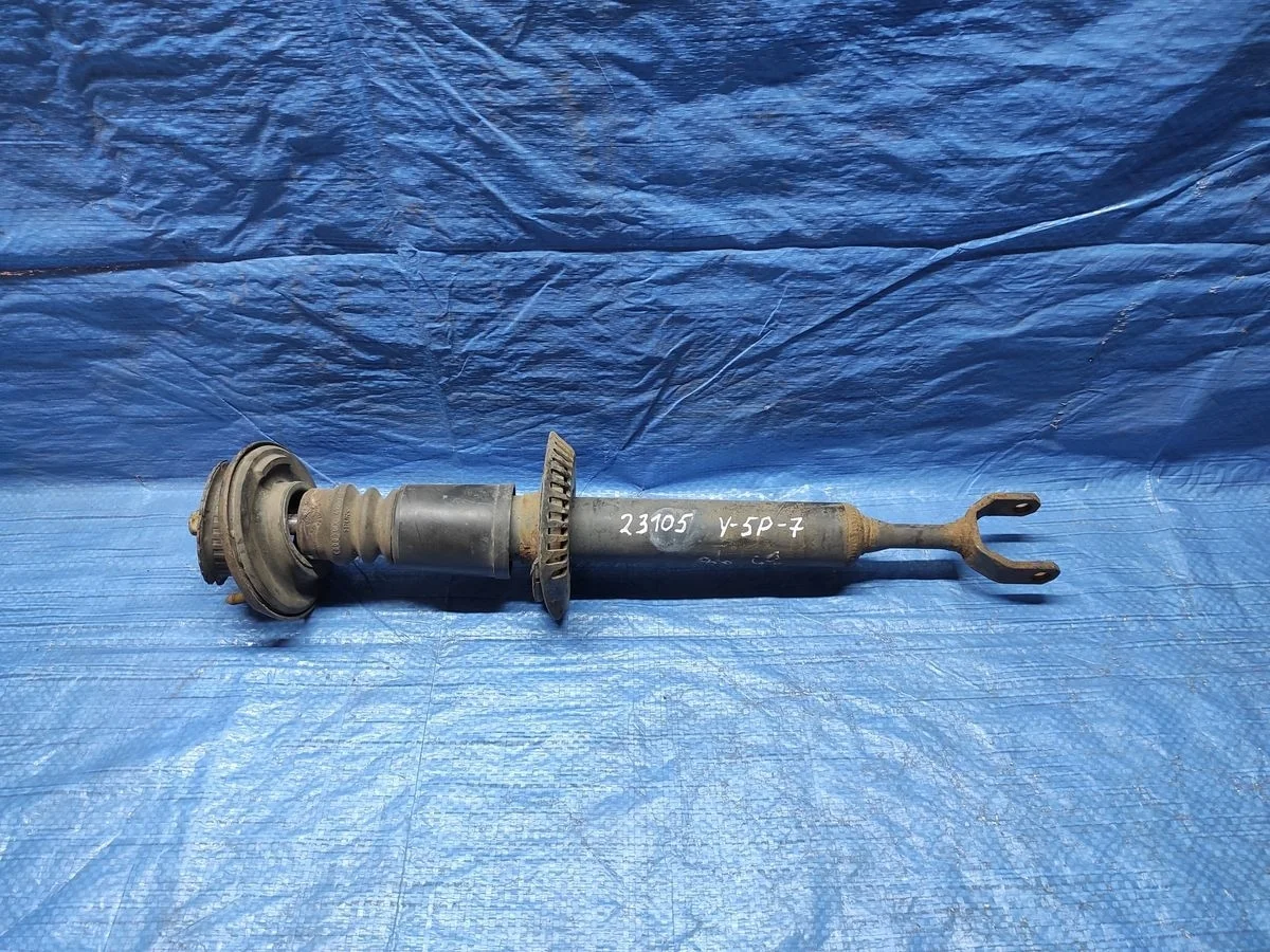 Амортизатор передний L=R Volkswagen Passat B5 (1996—2001)