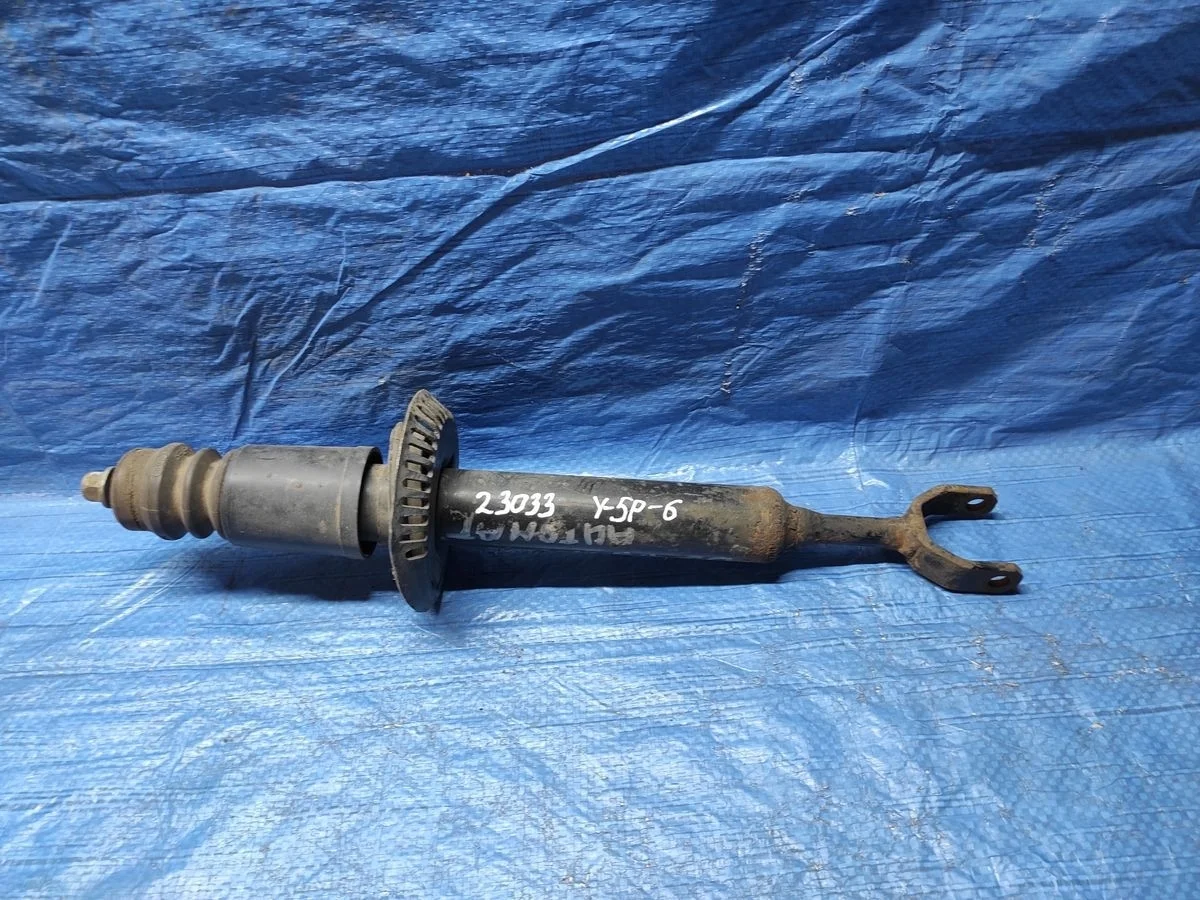 Амортизатор передний L=R Volkswagen Passat B5 (1996—2001)