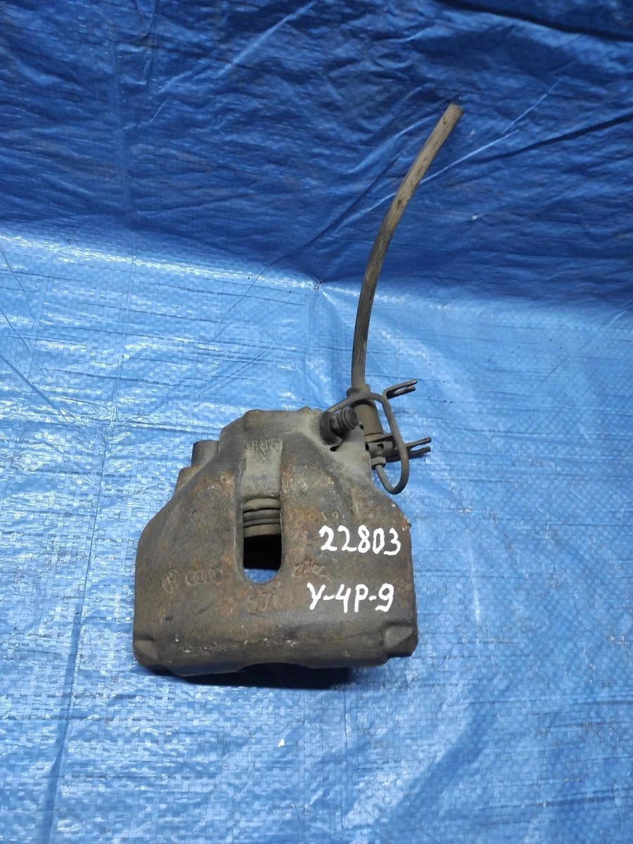 Суппорт тормозной передний правый Audi A6 C5 (1997—2001)