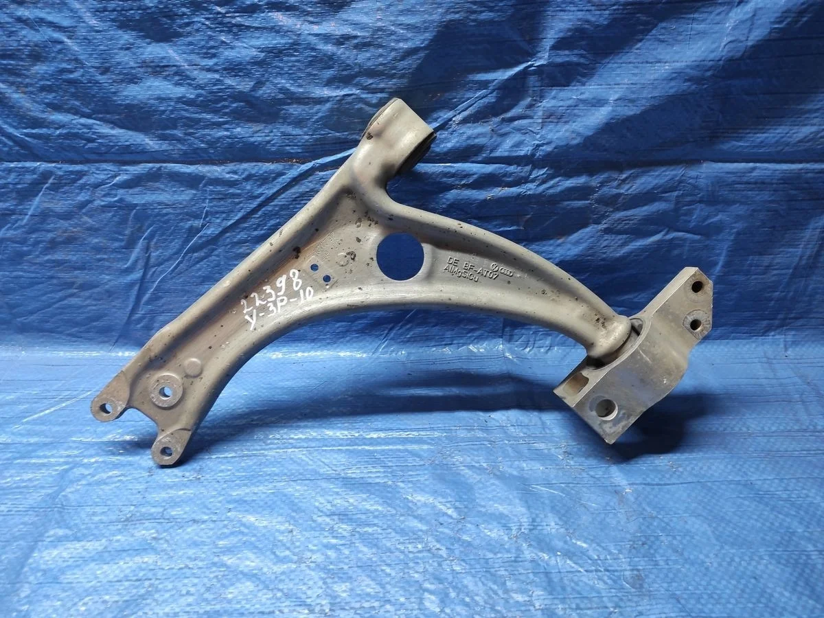 Рычаг передний L=R Volkswagen Passat B6 (2005—2010)