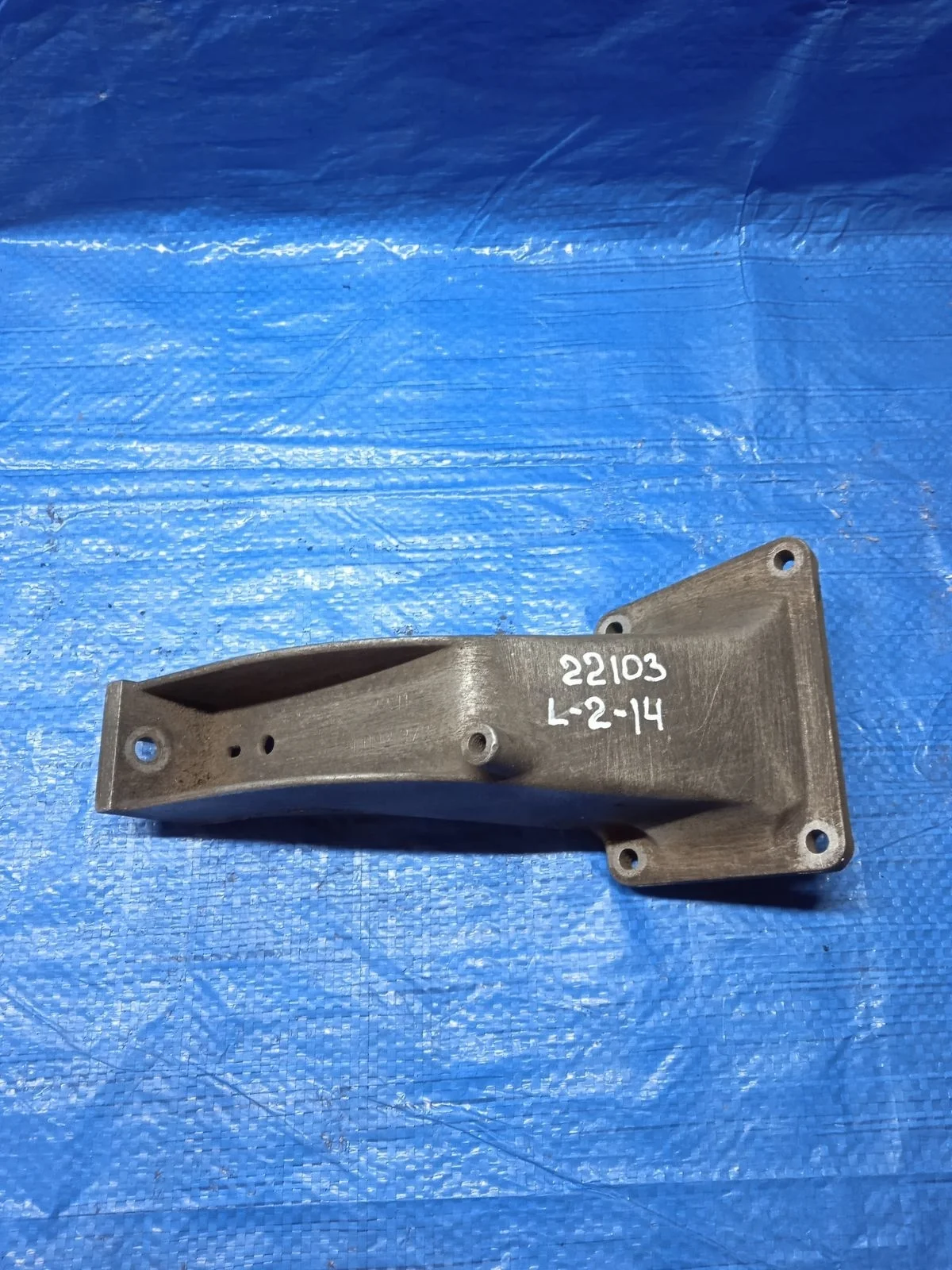 Кронштейн опоры двигателя BMW 5 серия E39 (1995—2000)