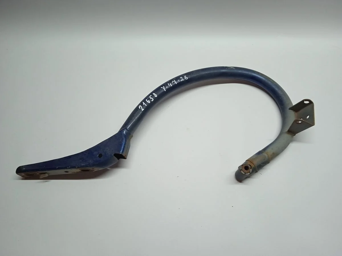 Петля багажника левая Mercedes-Benz C-класс W203/S203/CL203 (2000—2004)