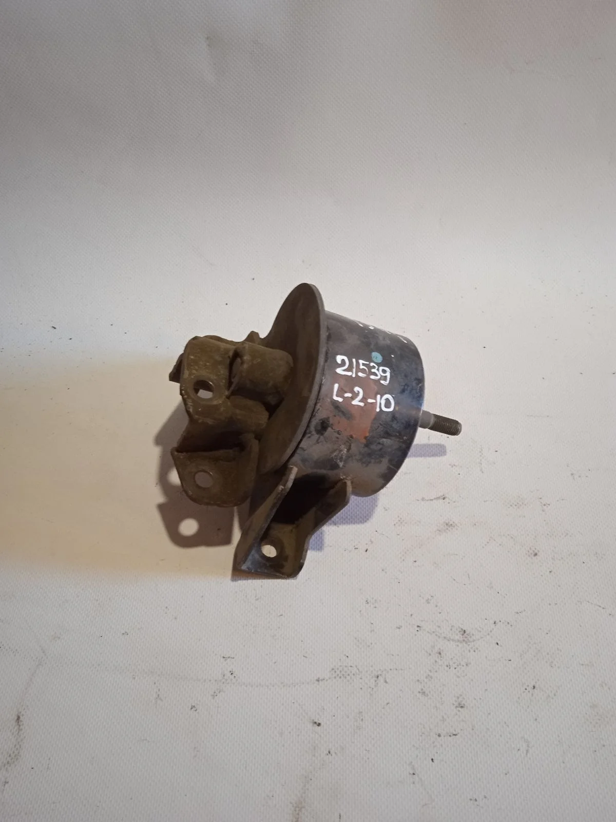 Опора ( подушка ) двигателя Nissan Primera P12 (2001—2008)