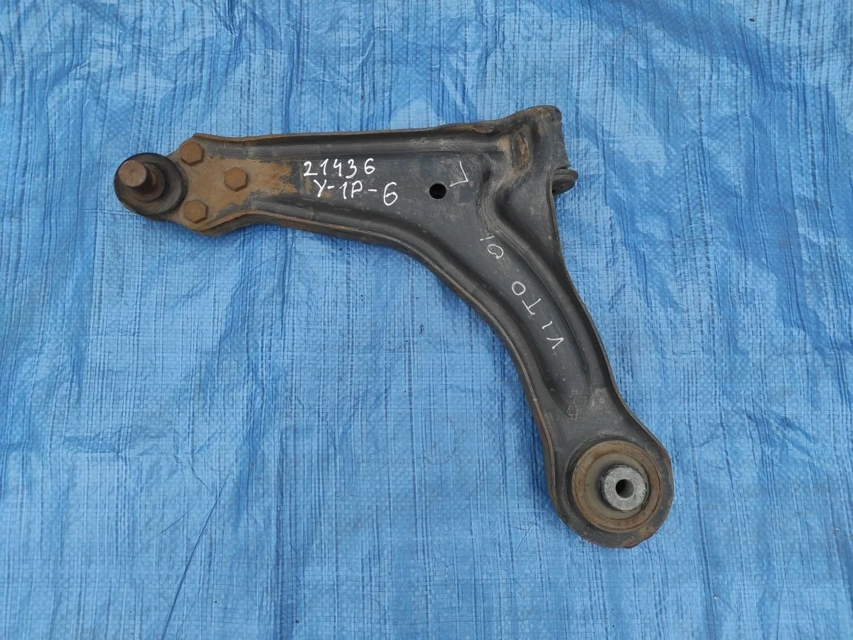 Рычаг передний левый нижний Mercedes-Benz Vito W638 (1996—2003)