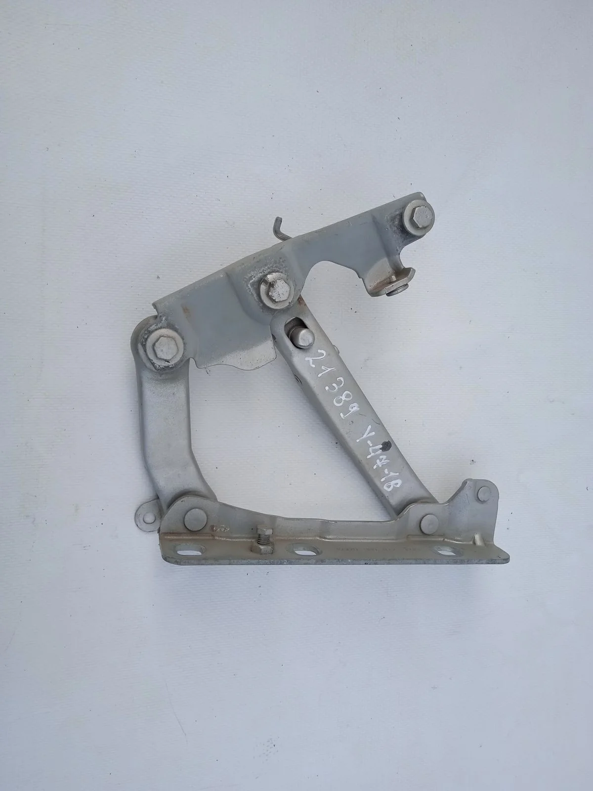 Петля капота правая Mercedes-Benz S-класс W220 (1998—2005)