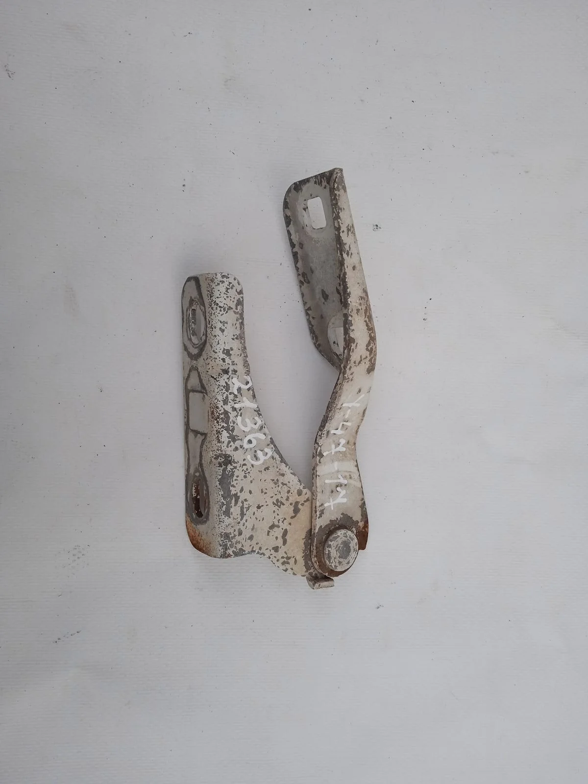 Петля капота правая Ford Transit VII (2006—2014)