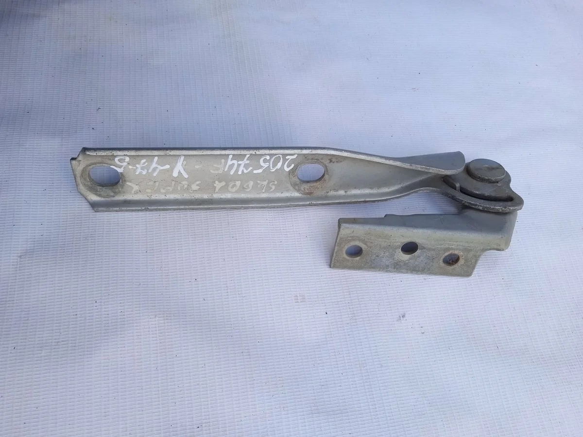 Петля капота правая Volkswagen Passat B5 рестайлинг (2000—2005)