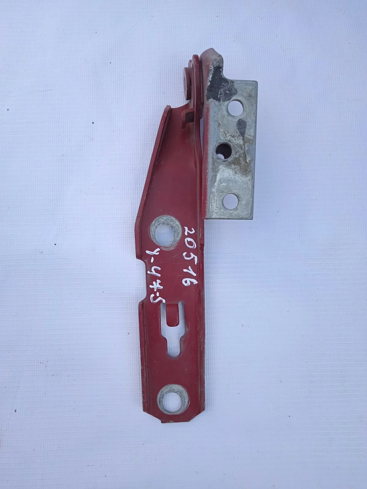 Петля капота правая Audi A4 B6 (2000—2006)