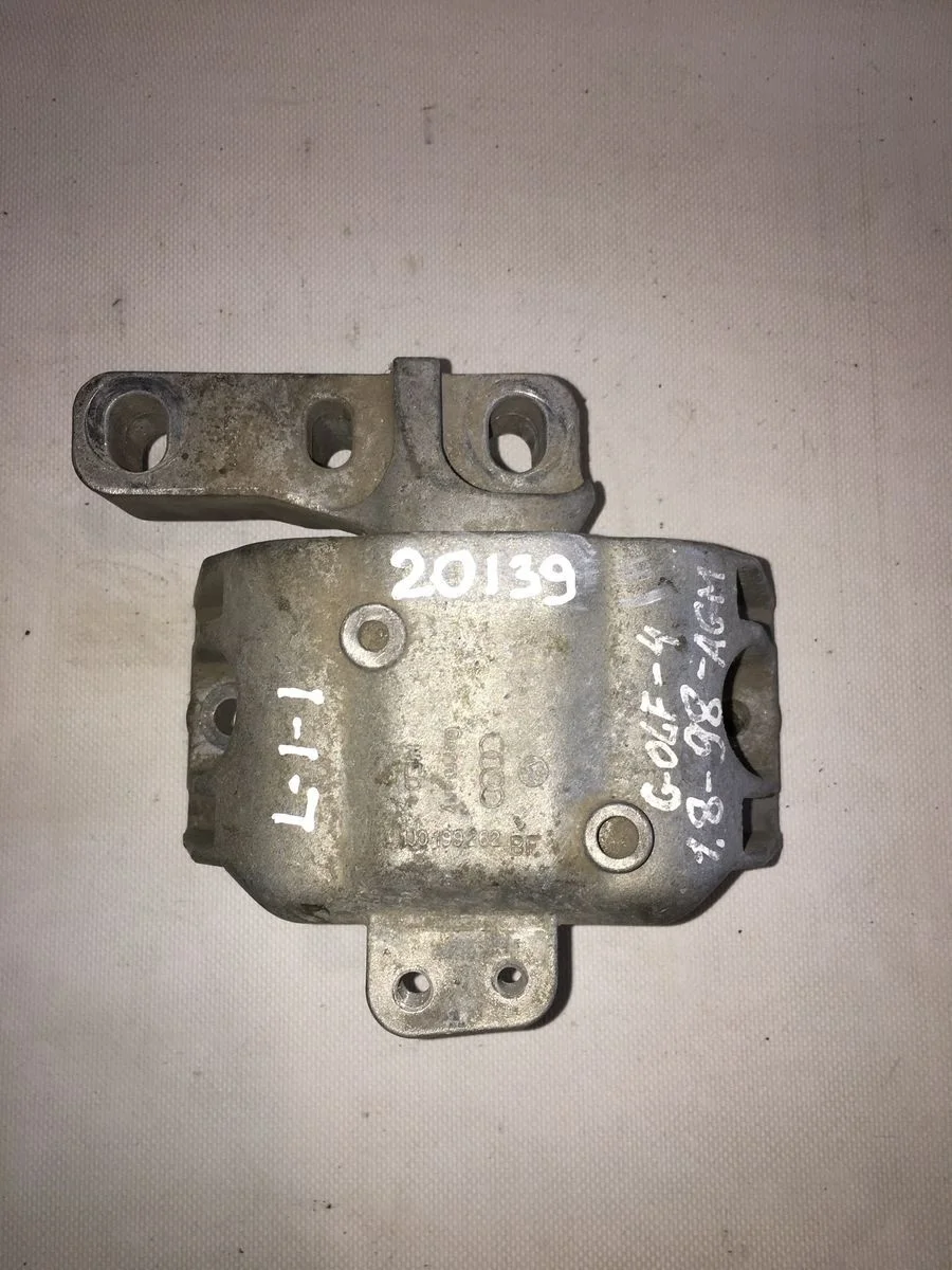 Опора ( подушка ) двигателя Skoda Octavia I рестайлинг (2000—2011)