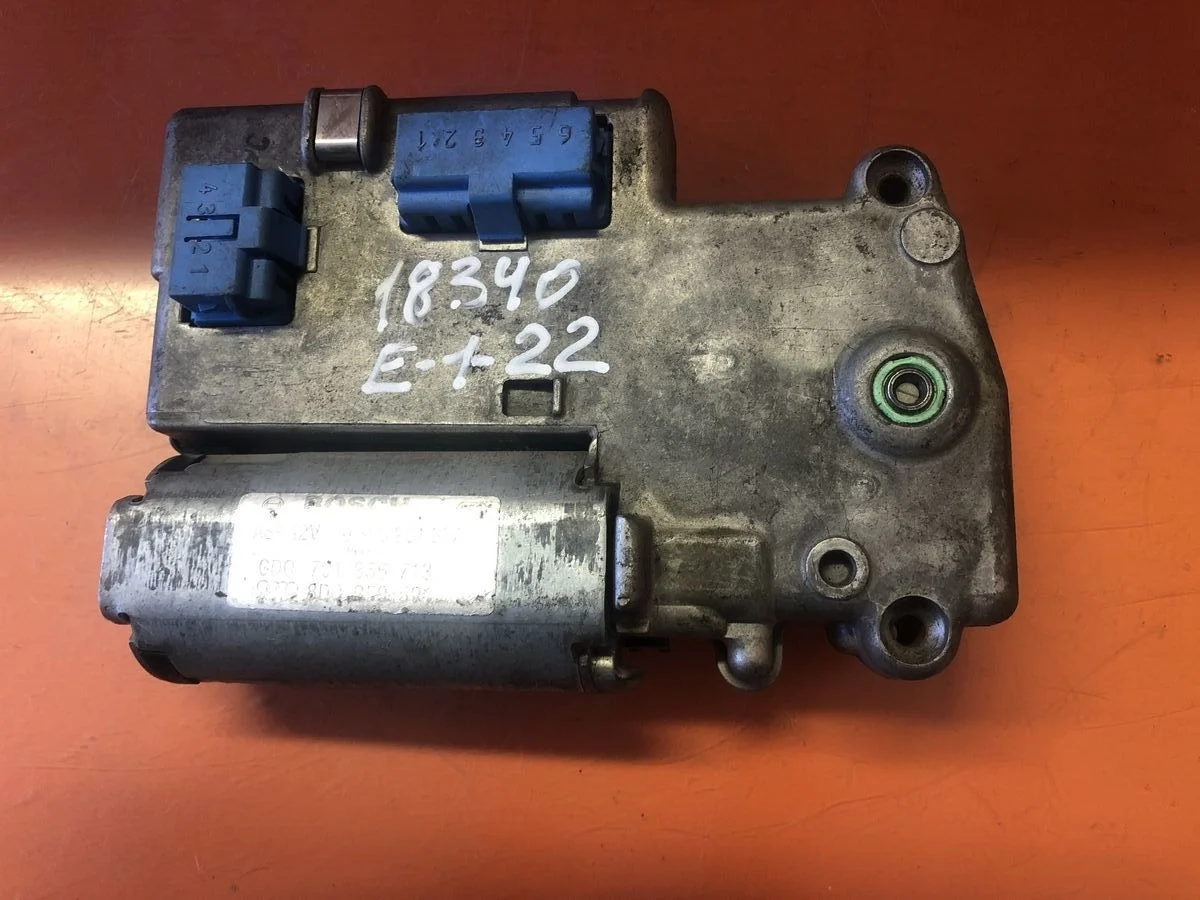 Моторчик люка Volkswagen Passat B5 (1996—2001)