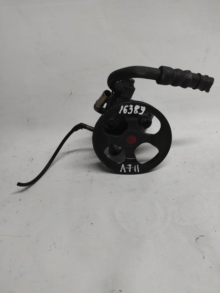 Spase Wagon 2.0 4G63  насос ГУР