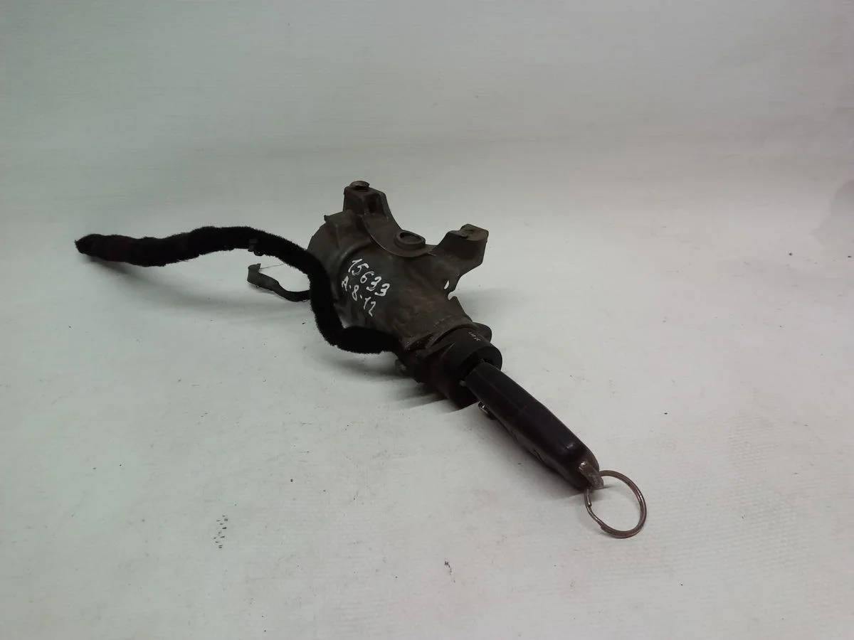 Замок зажигания Volkswagen Passat B5 (1996—2001)