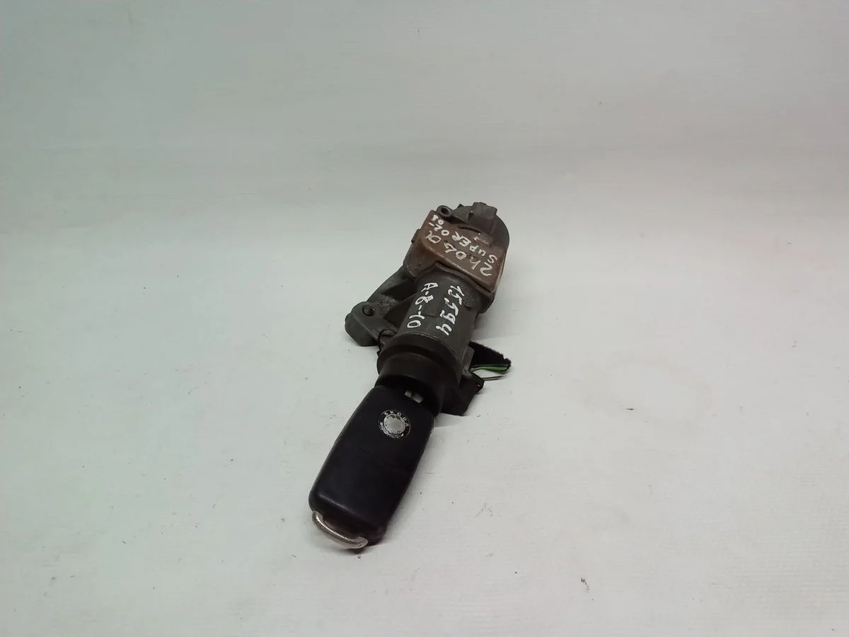 Замок зажигания Skoda Superb I (2001—2006)