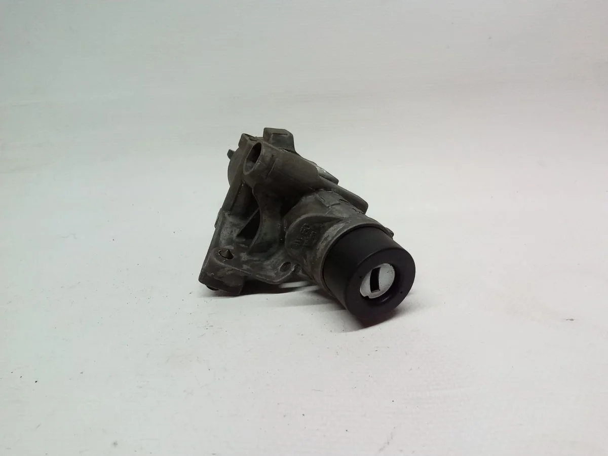 Замок зажигания Audi A4 B5 рестайлинг (1999—2001)