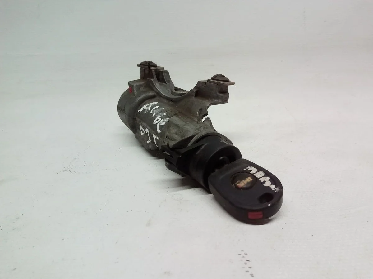 Замок зажигания Audi A3 8L рестайлинг (2000—2003)