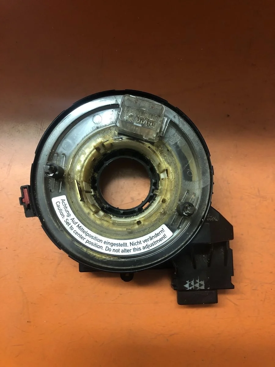 Кольцо (шлейф ) SRS Volkswagen Touran I (2003—2006)