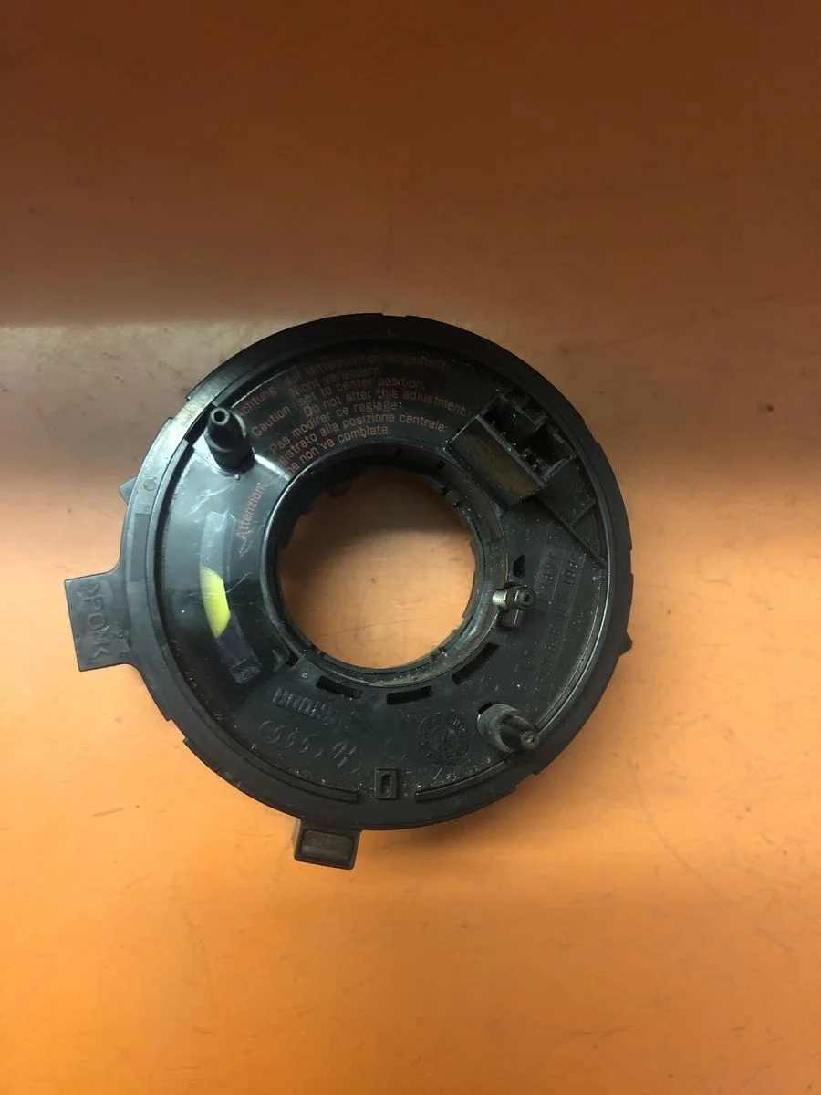 Кольцо (шлейф ) SRS Audi A6 C5 рестайлинг (2001—2004)