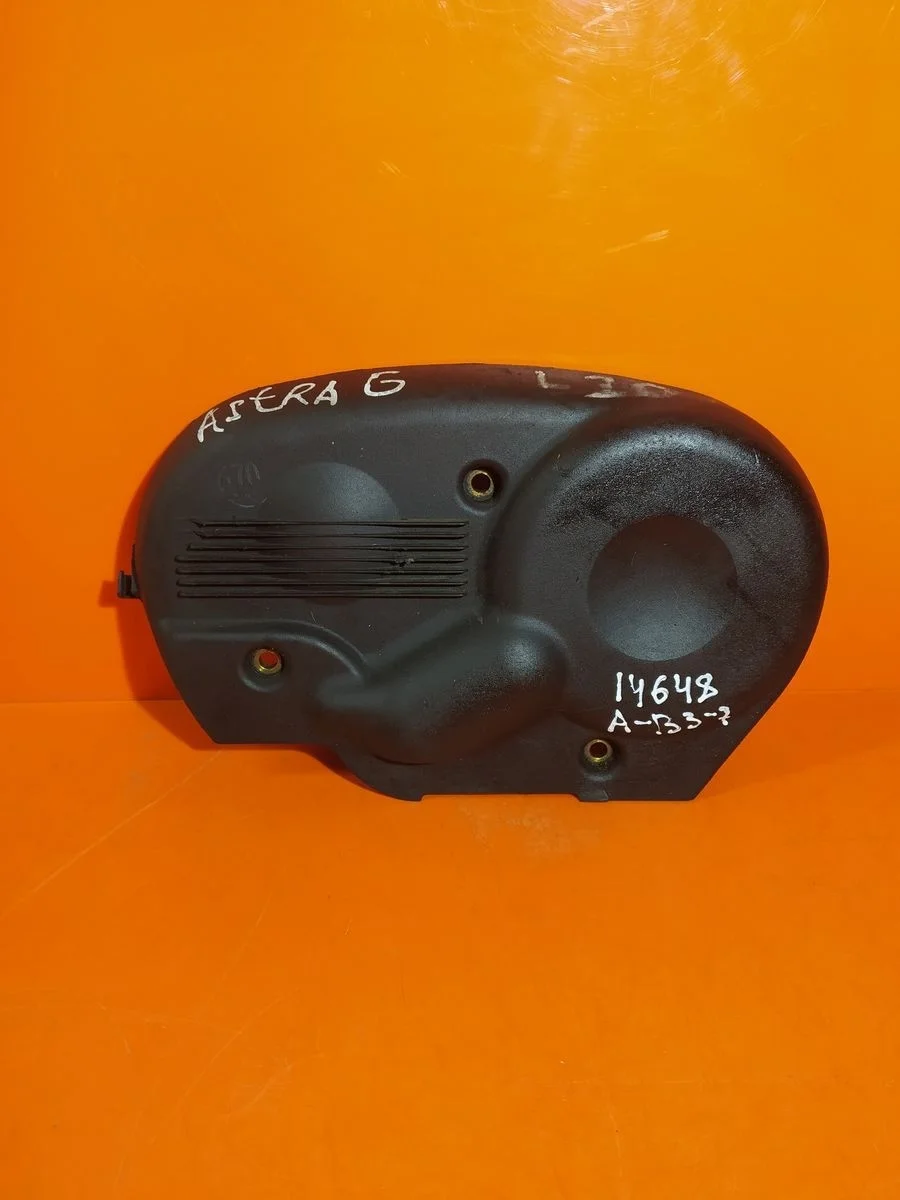 Крышка (кожух) ремня ГРМ Opel Vectra B рестайлинг (1999—2002)