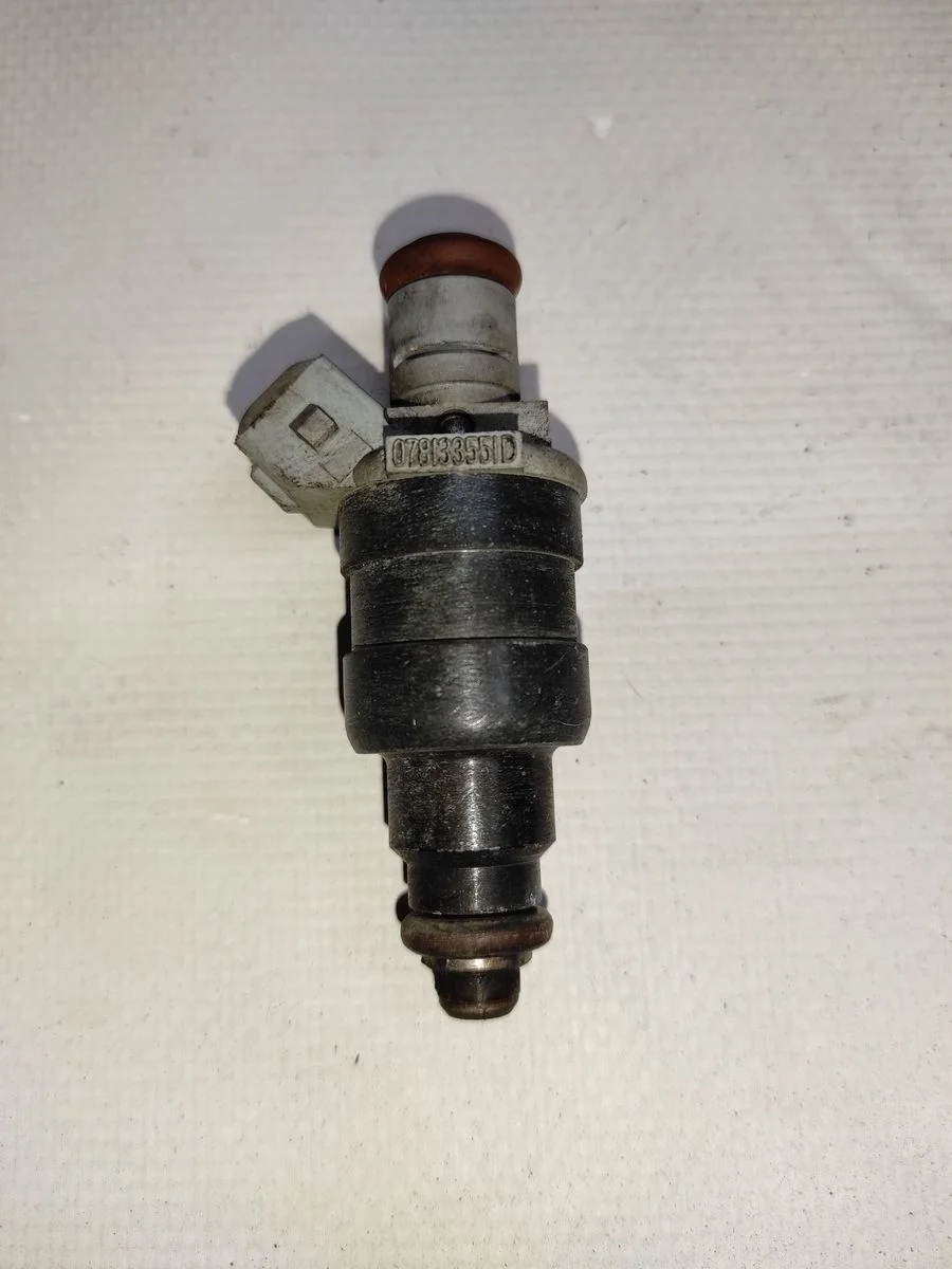 Форсунка инжекторная электрическая Audi 100 C4 (1990—1994)