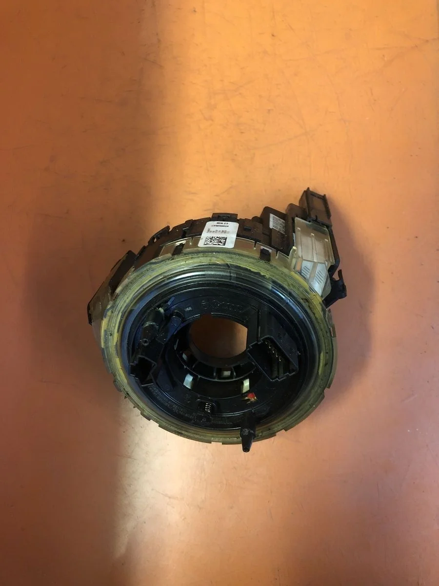 Кольцо (шлейф ) SRS Audi A6 C6 (2004—2008)