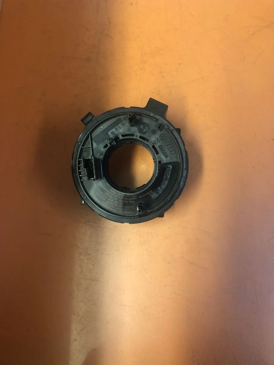 Кольцо (шлейф ) SRS Volkswagen Passat B5 (1996—2001)