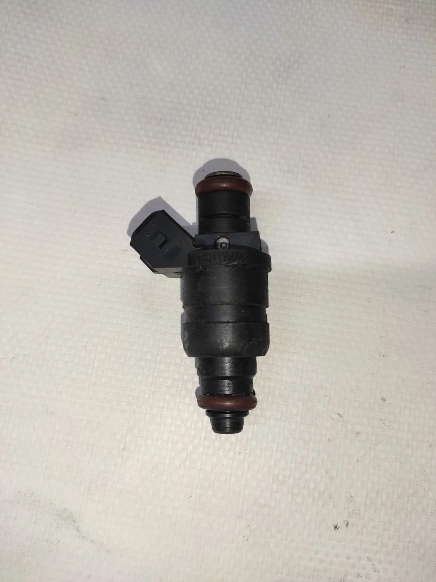 Форсунка инжекторная электрическая Audi A4 B5 (1994—1999)