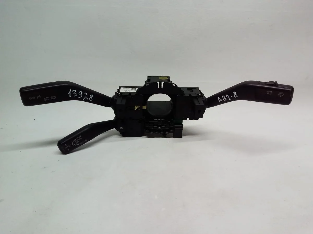 Блок подрулевых переключателей (стрекоза) Volkswagen Passat B6 (2005—2010)