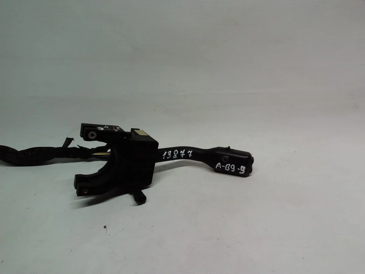 Переключатель стеклоочистителей Volkswagen Passat B5 рестайлинг (2000—2005)