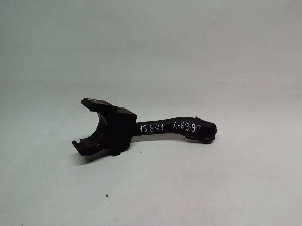 Переключатель стеклоочистителей Audi A6 C5 (1997—2001)