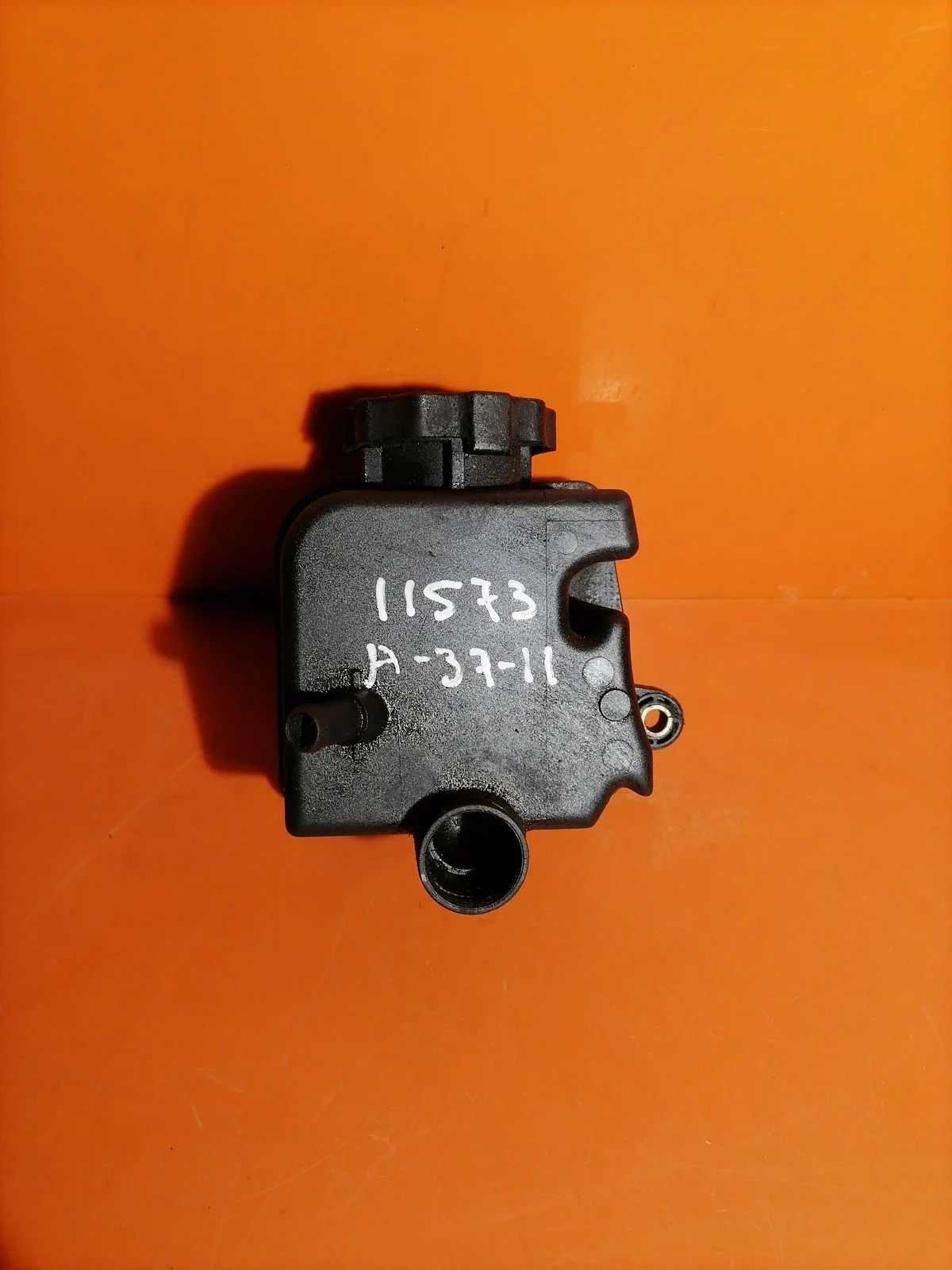 Бачок гидроусилителя (ГУР) Mercedes-Benz C-класс W202/S202 (1993—1997)