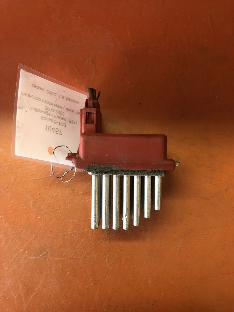 Резистор отопителя ( реостат,ёжик печки ) Volkswagen Passat B5 рестайлинг (2000—2005)