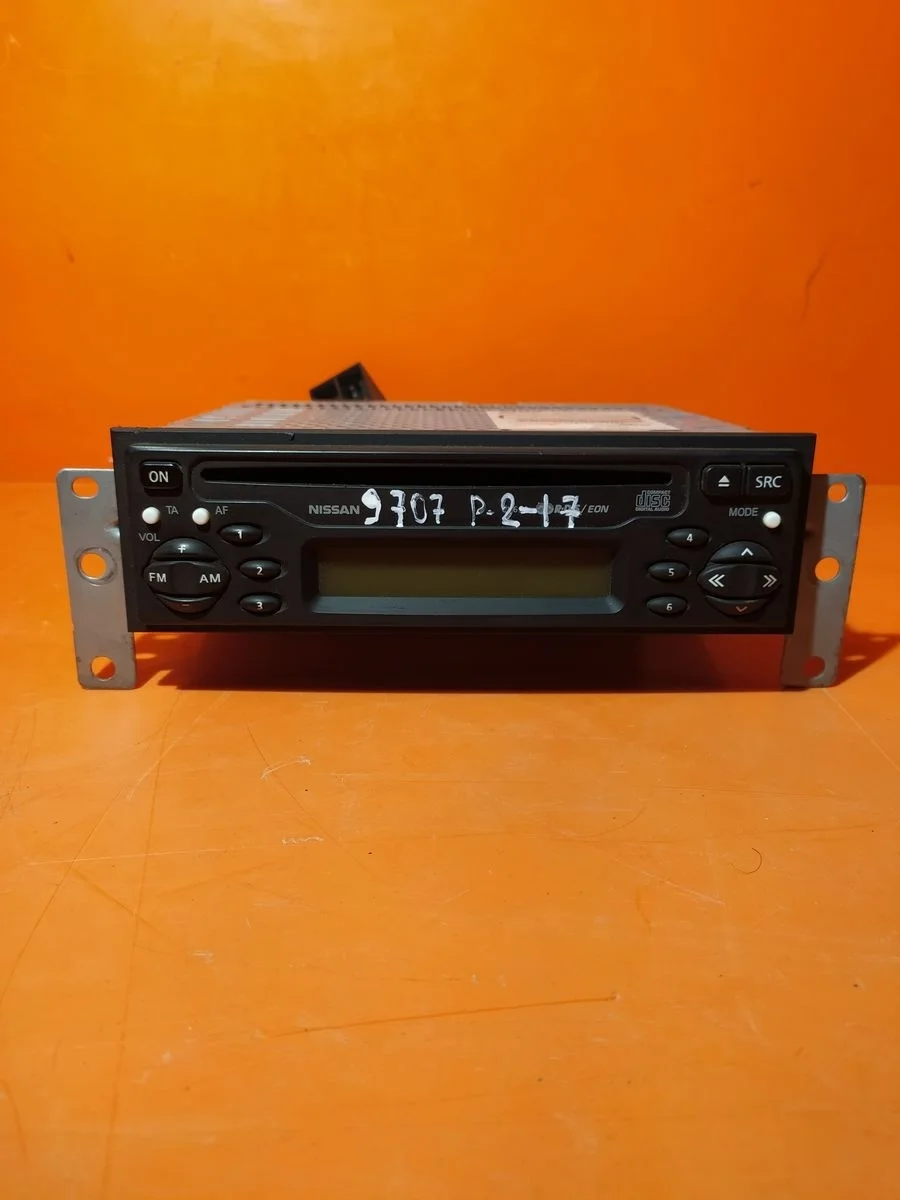 Магнитола Nissan X-Trail I (2000—2007)